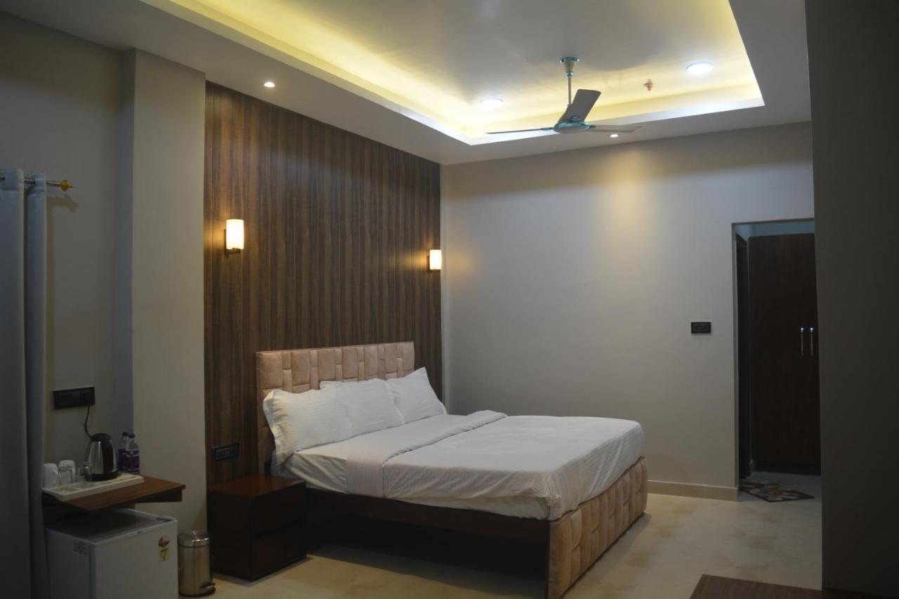 Maharaja Hotel & Banquet Darbhanga Екстериор снимка