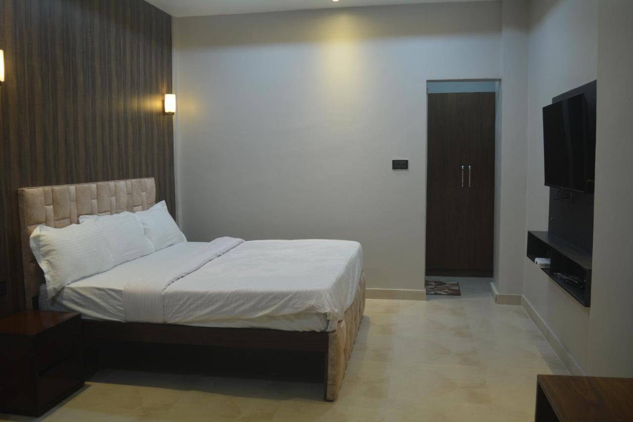 Maharaja Hotel & Banquet Darbhanga Екстериор снимка