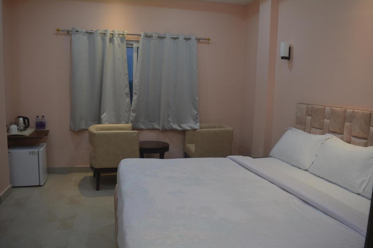 Maharaja Hotel & Banquet Darbhanga Екстериор снимка